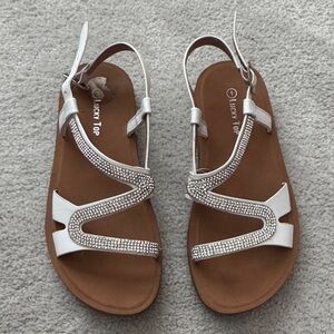 Lucky Top White Rhinestone Sandals